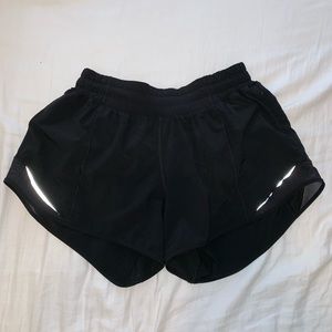 LULULEMON HOTTY HOT SHORTS